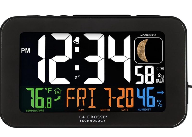 La Crosse Technology 617-1485B Atomic Color Alarm Clock with USB Charging Port