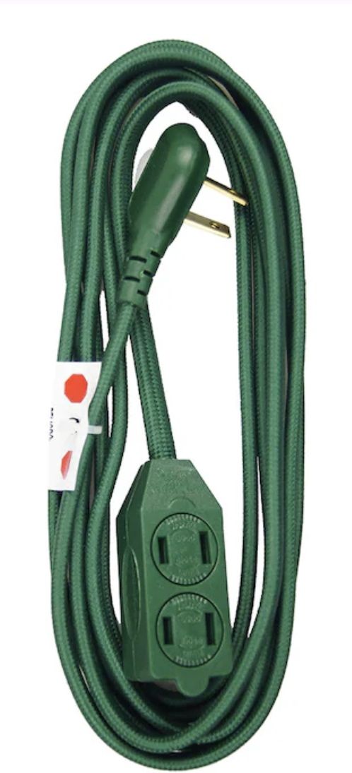 9-ft 16 / 2 2 Prong Green Indoor SPT2-B Light t Duty Flat Plug Extension Cord