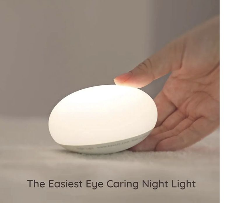 EASZZZ Baby Night Light, Nursery Night Lamp for Breastfeeding, Soft BPA Free Silicone Touch Night Lamp, Eye Caring, Easy Flip Design, Stepless Dimming,