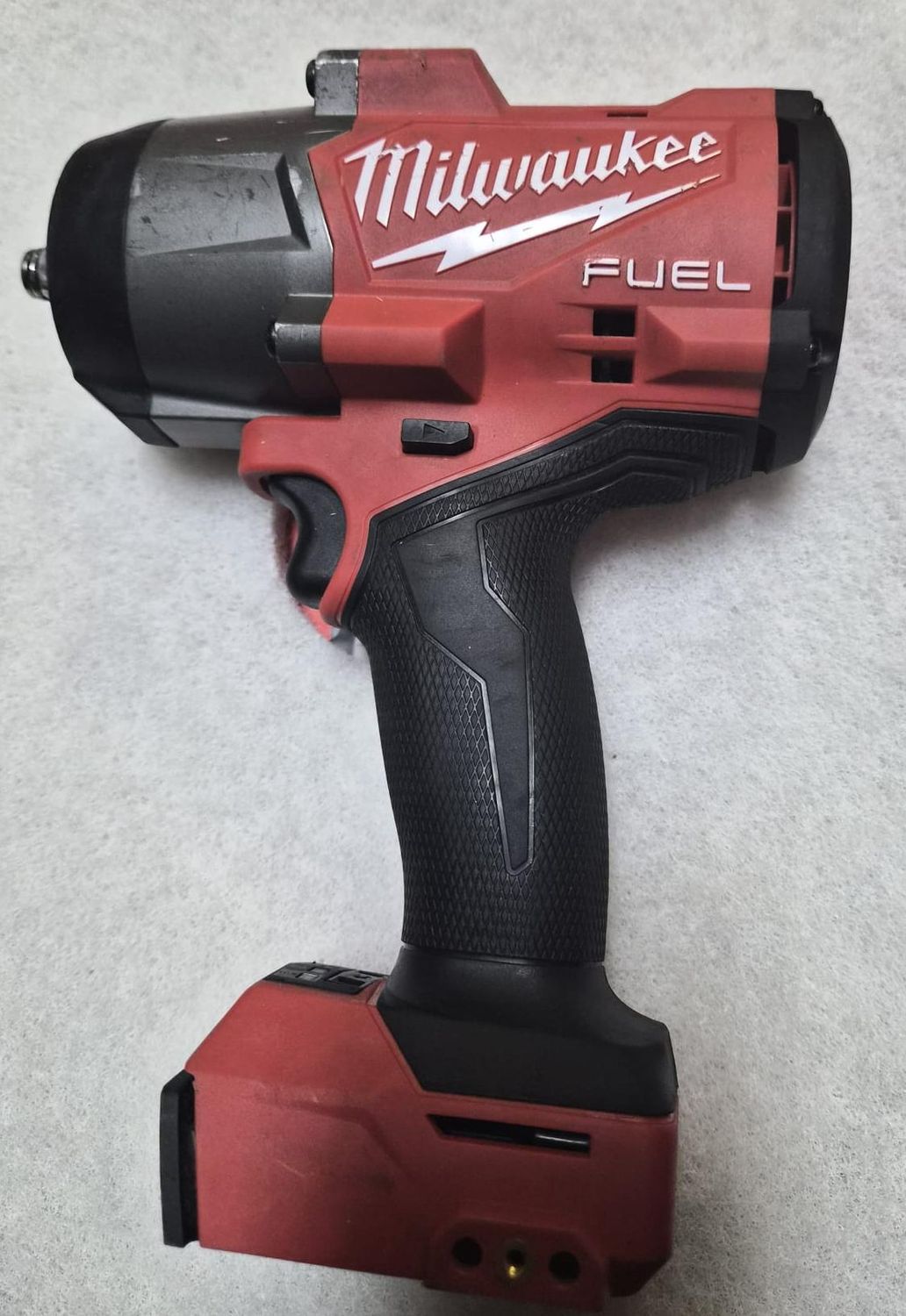 2967-20 Milwaukee M18 FUEL 18V Lithium-Ion Brushless Cordless 1/2 in. Impact Wrench with Friction Ring (Tool-Only)