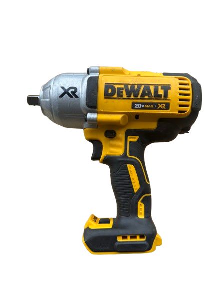 DCF899 20V MAX XR Cordless Brushless 1/2 in. High Torque Impact Wrench with Detent Pin Anvil (Tool Only), Condition: Used