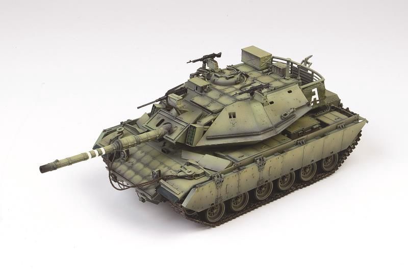 MAGACH 6B GAL BATASH 1/35 #13281 by Academy