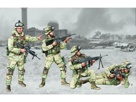 US 101st Airborne Division Crew #00410 1/35th Figure Kit by Trumpeter