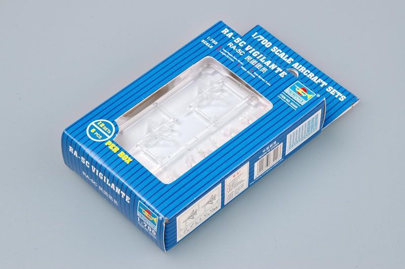 RA-5C Vigilante 1/700 Model Ship Kit #03420 by Trumpeter