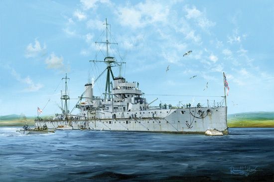 HMS Dreadnought 1915 1/350 Model Ship Kit #5329 by Trumpeter