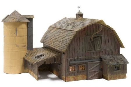 Woodland Scenics Old Weathered Barn Pre-Built (HO) WOO5038