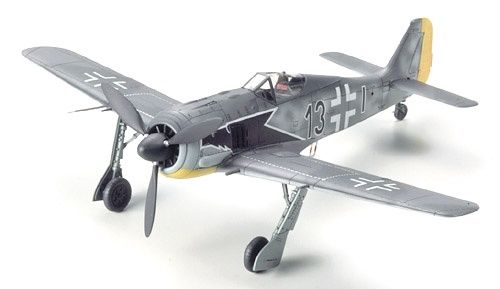 Focke-Wulf Fw190 A-3 1/72 #60766 by Tamiya