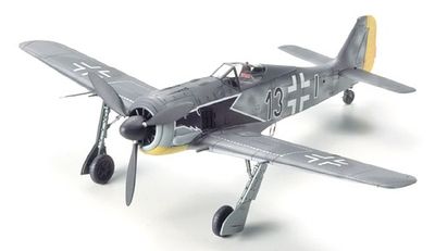 Focke-Wulf Fw190 A-3 1/72 #60766 by Tamiya