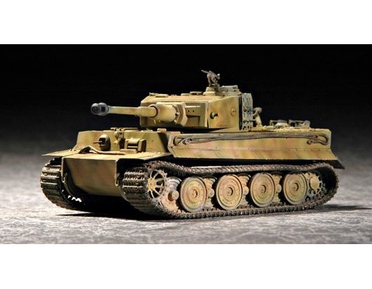 Tiger 1 tank (Late) 1/72 by Trumpeter