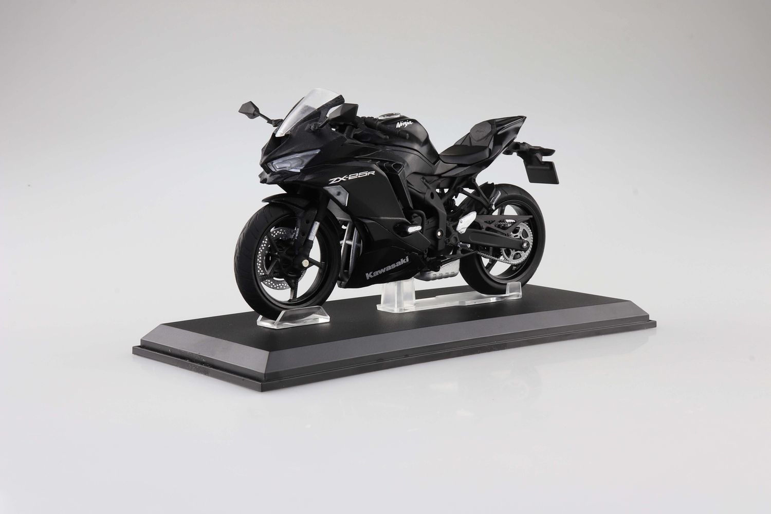 Aoshima Kawasaki Ninja Zx-25R Metakllic Spark Black 1/12 #10971