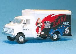 Trident Miniatures HO 1:87 Scale Vehicle 90238 D.A.R.E Albany NY Police Cargo Box Van
