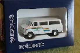 Trident Miniatures HO 1:87 Scale Vehicle 90296 Chevrolet Passenger Van RCMP Trident Miniatures HO 1:87 Scale Vehicle 90296 Chevrolet Passenger Van RCMP