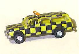 Trident Miniatures HO 1:87 Scale Vehicle 90271 Chevrolet Suburban Follow Me Escort Vehicle