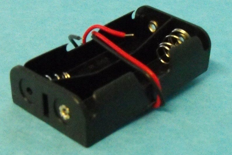 Battery Box for 2 AA Batteries (Wired) #SVM-5410