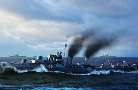 HMCS Huron Destroyer 1/350 Model Ship Kit #5333 by Trumpeter
