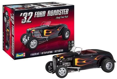 1932 Ford Roadster 1/25 Model Car Kit #4524 by Revell