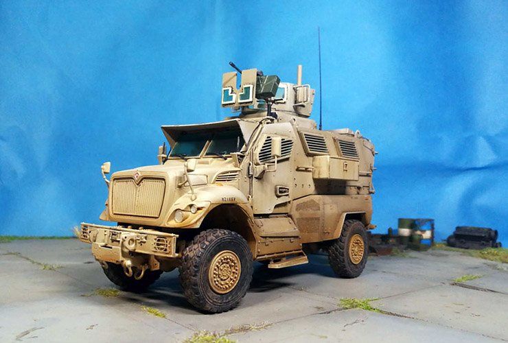 4X4 MRAP Armoured Fighting Vehicle 1/35 by Kinetic