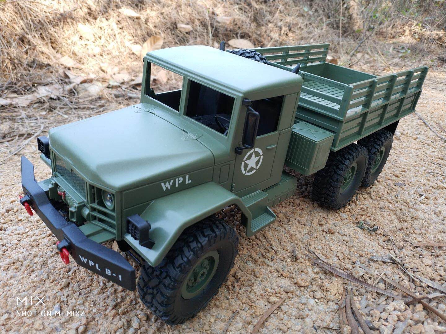 WPL Off Road Racing Series Radio Controlled Collectible  Model 1/16 Military Truck B-16