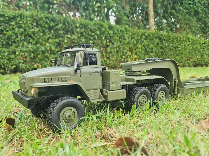 RC-Pro B36-3 Transporter - RTR 1/16