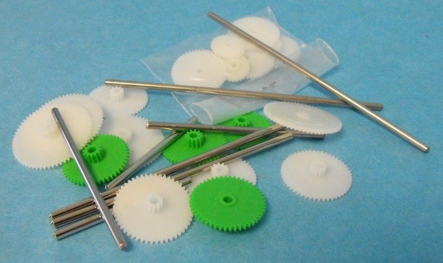 Assorted Small Plastic Motor Gears &amp; Metal Shafts (27pcs) #SVM-MR6