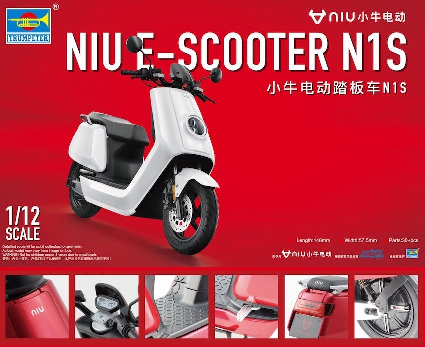 Niu E-Scooter N1S 1/12 Model Motorcycle Kit #07305 by Trumpeter