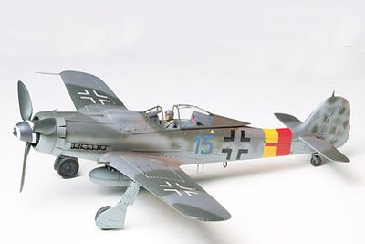 Focke-Wulf Fw190 D-9 1/48 by Tamiya
