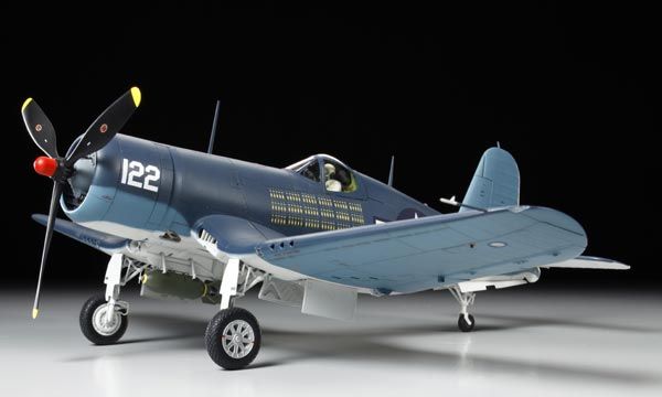 F4U-1A Corsair 1/32 #60325 by Tamiya