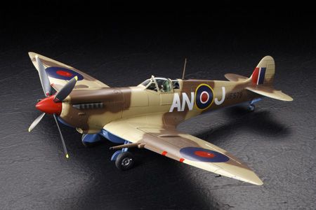 Supermarine Spitfire Mk.VIII 1/32 #60320 by Tamiya