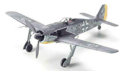 Focke-Wulf Fw190 A-3 1/72 #60766 by Tamiya