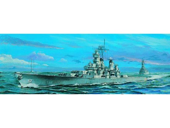 USS BB-61 Iowa 1985 Battleship 1/700 Model Ship Kit #5701 by Trumpeter