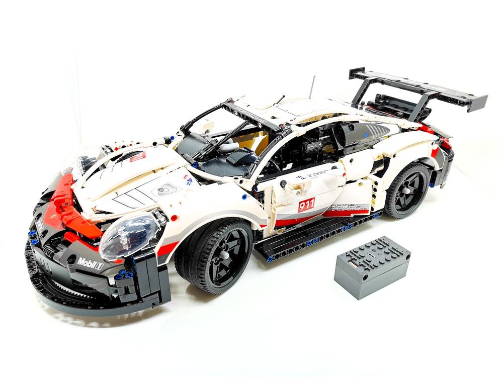 Lego Technic: Porsche 911 RSR 42096