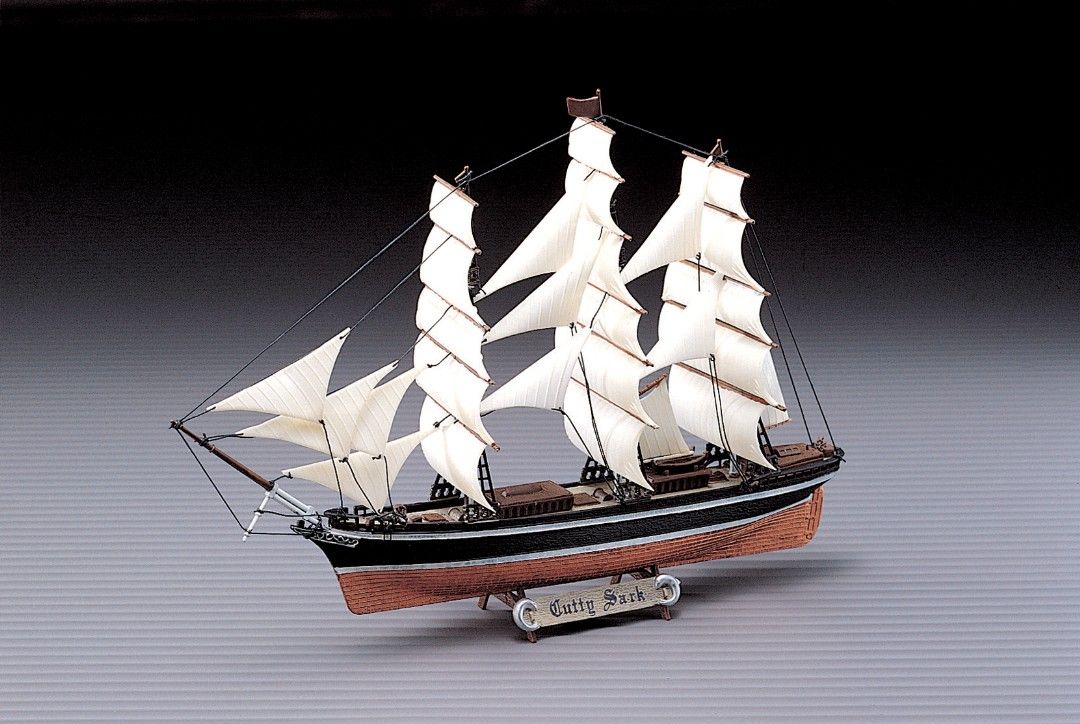 Cuttysark 1/350 Model Ship Kit #14110 by Academy