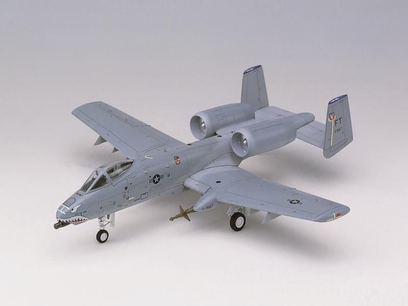 A-10A "Operation Iraqi Freedom" 1/72 by Academy