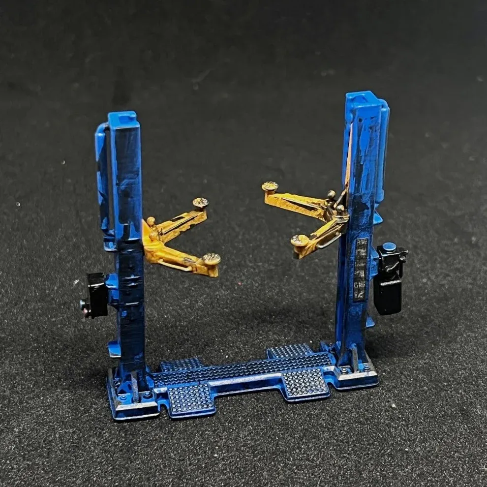 Cardinal Weathered Adjustable Dual Post Lift - Assorted Colours, Colour: Blue 34963