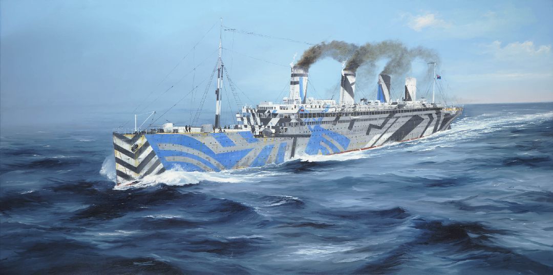 HMT Olympic 1/200 #3720 by Trumpeter