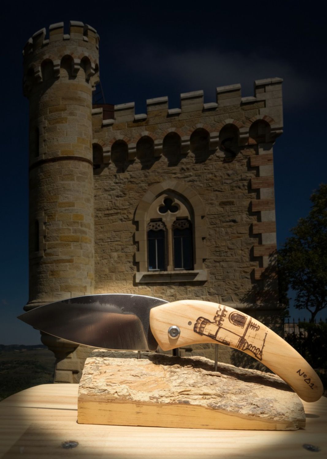 COUTEAU AUDOIS &quot;TOUR MAGDALA&quot;