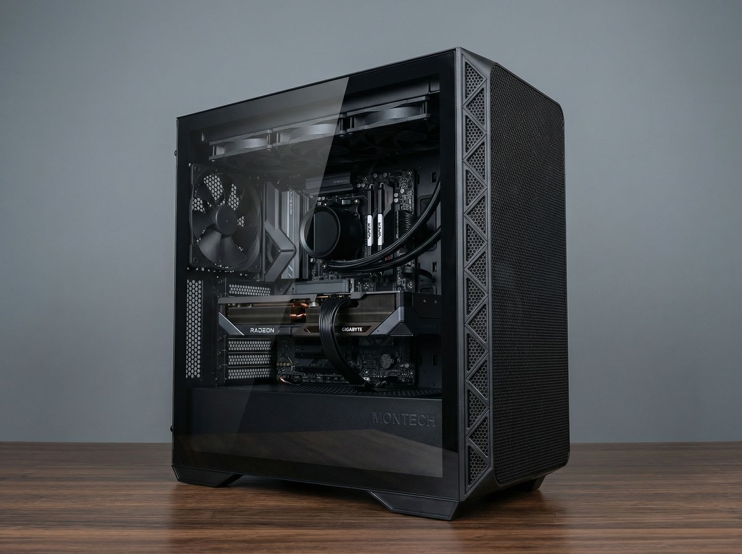 Ryzen 5 9600X / RX 9070 XT 16GB / 32 GB RAM / 2TB Dysk M.2 / Montech AIR 903 Base / Bez RGB