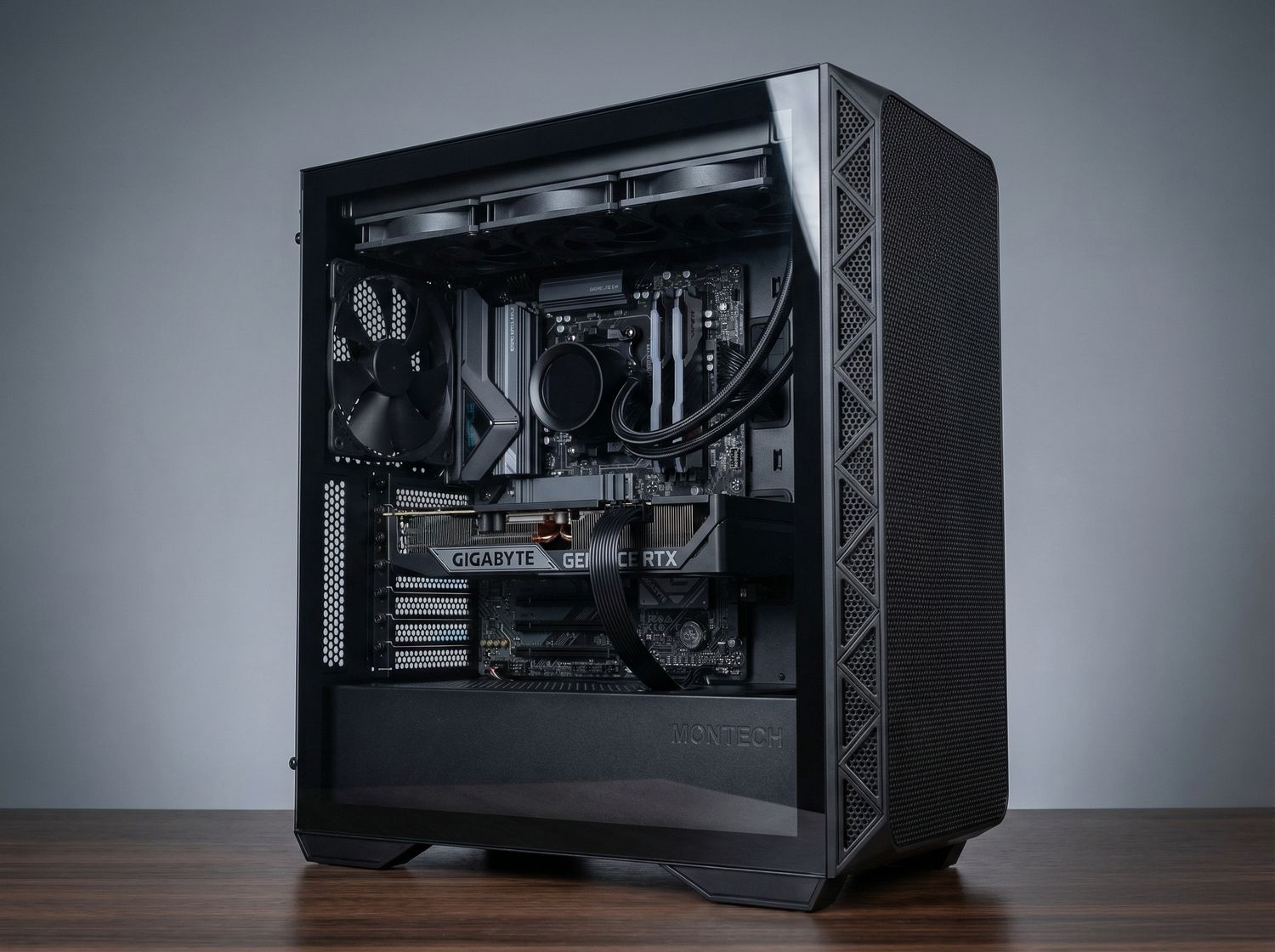 Ryzen 5 9600X / RTX 5070 Ti 16 GB / 32 GB RAM / 2TB Dysk M.2 / Montech AIR 903 Base / Bez RGB