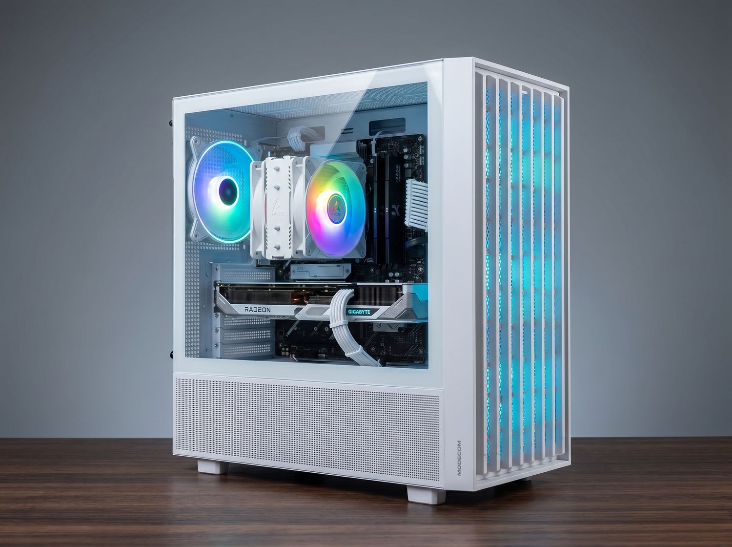 Ryzen 5 7500f / RX 9060 XT 16GB / 32 GB RAM / 1TB Dysk M.2 / Modecom Breeze