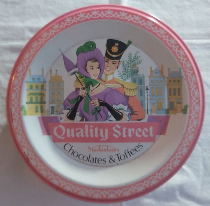 Scatola Latta Tin Box Chocolates & Toffees Quality Street Mackintosh's Collezione Vintage Scatola Latta Tin Box Chocolates & Toffees Quality Street Mackintosh's Collezione Vintage
