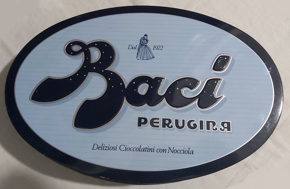 Scatola Latta Tin Box Vintage Baci Perugina Ovale Scatola Latta Tin Box Vintage Baci Perugina Ovale