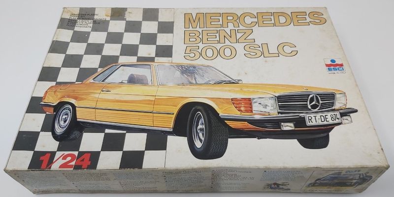 Scatola Montaggio Mercedes-Benz 500SLC scala 1/24