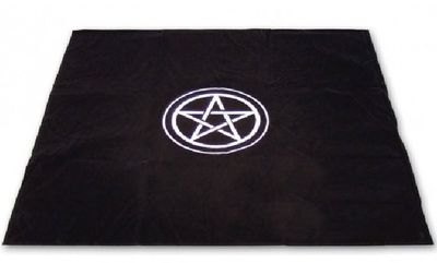 Tappetino per Cartomanzia Pentacolo in Velluto Ricamato cm 80x80 Tappetino per Cartomanzia Pentacolo in Velluto Ricamato cm 80x80