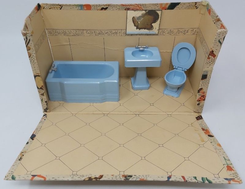 Stanza Bagno per le Bambole Vintage in Scatola di Cartone
