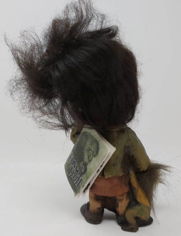 Troll Fosse Norway Donna con Valigia e Bimbo cm 22 Statua Portafortuna Norvegese