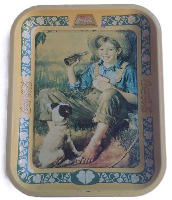 Vassoio Latta CocaCola Drink Delicious and Refreshing Coca Cola Barefoot Boy Vassoio Latta CocaCola Drink Delicious and Refreshing Coca Cola Barefoot Boy