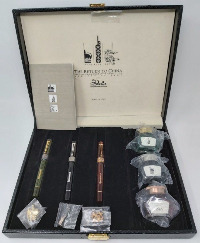 Trittico Penne Stilografiche Trittico Penne Stilografiche "The Return to China"