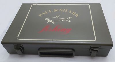Valigetta Metallo Latta Paul & Shark Fishing Verde Militare Anni ‘80. Valigetta Metallo Latta Paul & Shark Fishing Verde Militare Anni ‘80.