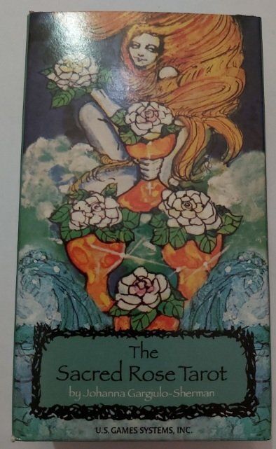 Mazzo di Carte Tarocchi Tre Sacred Rose Tarot 1982 (da Collezione) Mazzo di Carte Tarocchi Tre Sacred Rose Tarot 1982 (da Collezione)