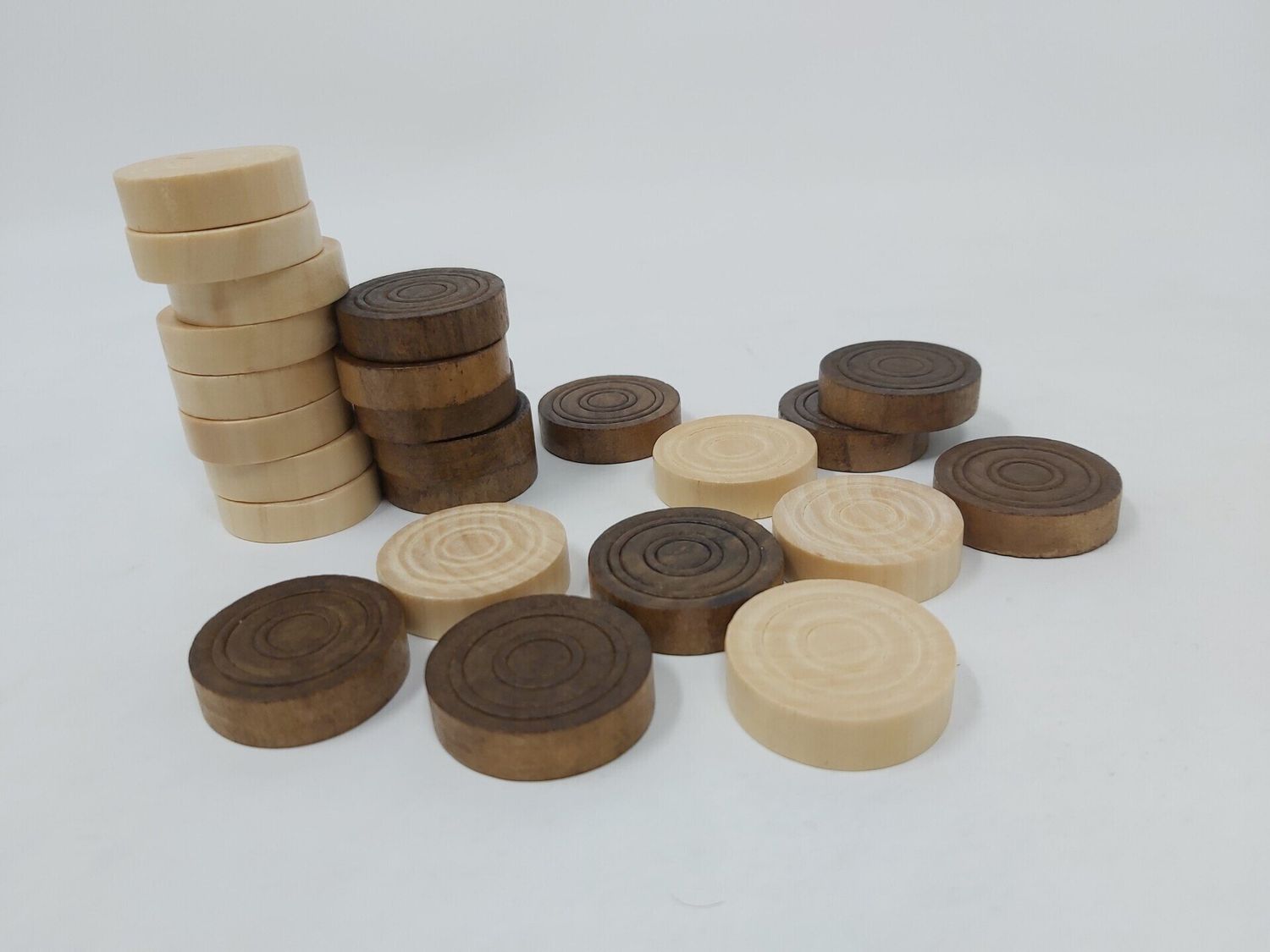 Pedine Legno Dama Tria in Sacchetto mm 28 Pedine Legno Dama Tria in Sacchetto mm 28